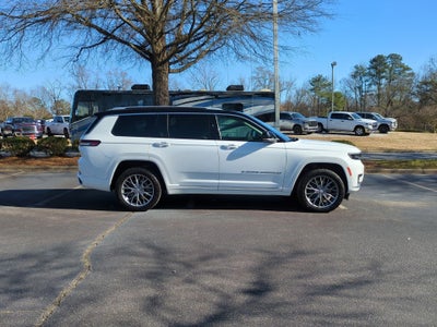 2022 Jeep Grand Cherokee L Summit