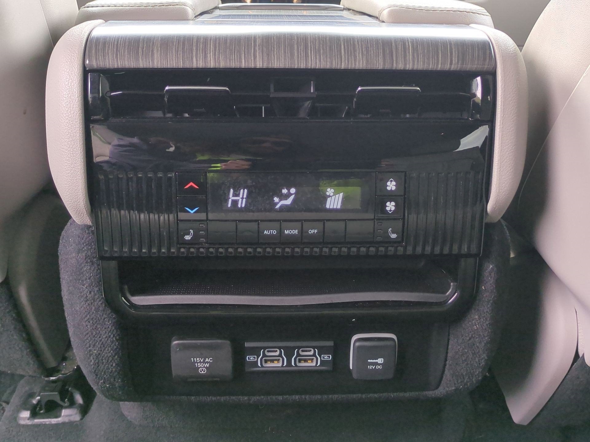 2023 Jeep Wagoneer Series III