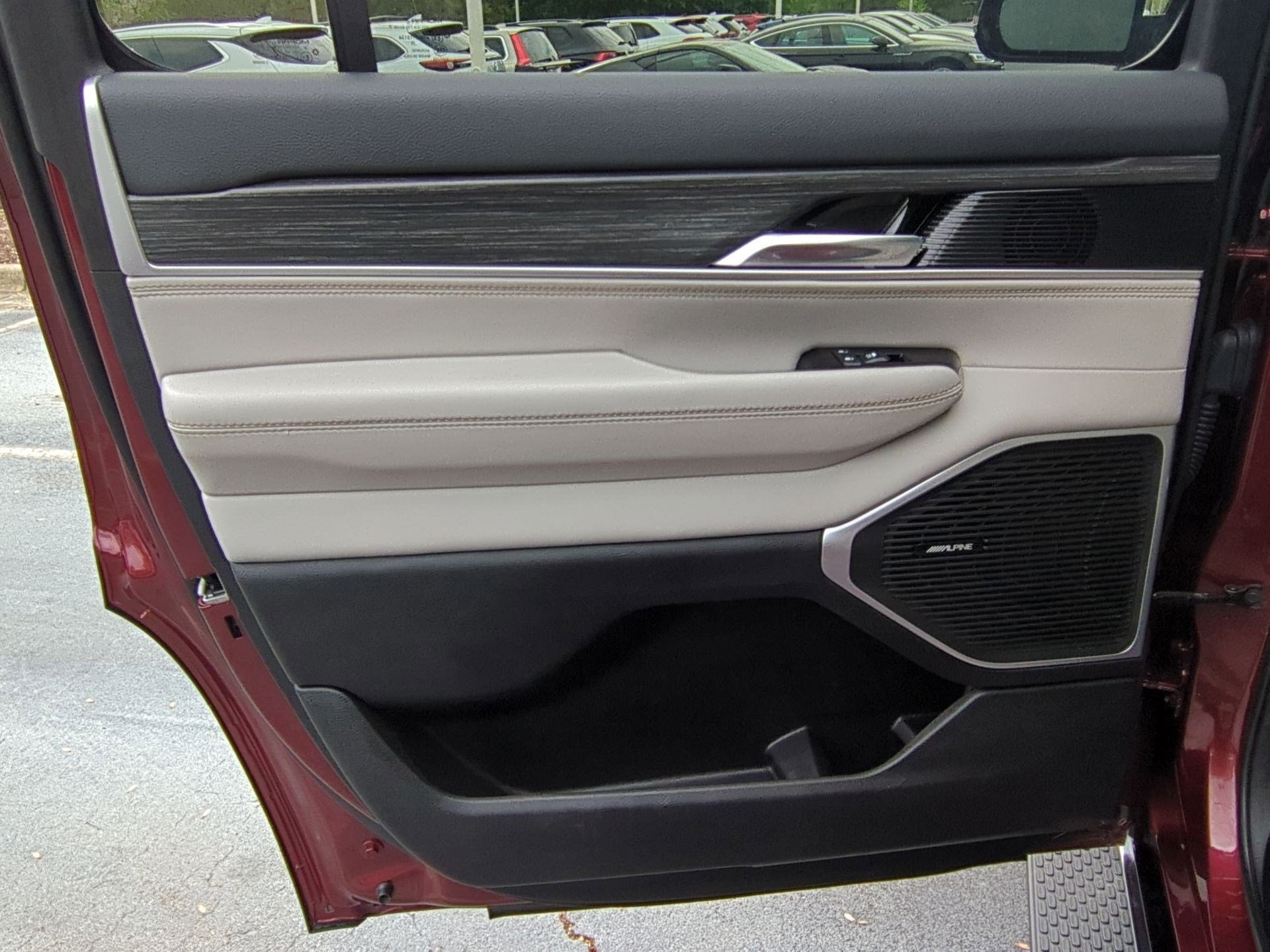 2023 Jeep Wagoneer Series III