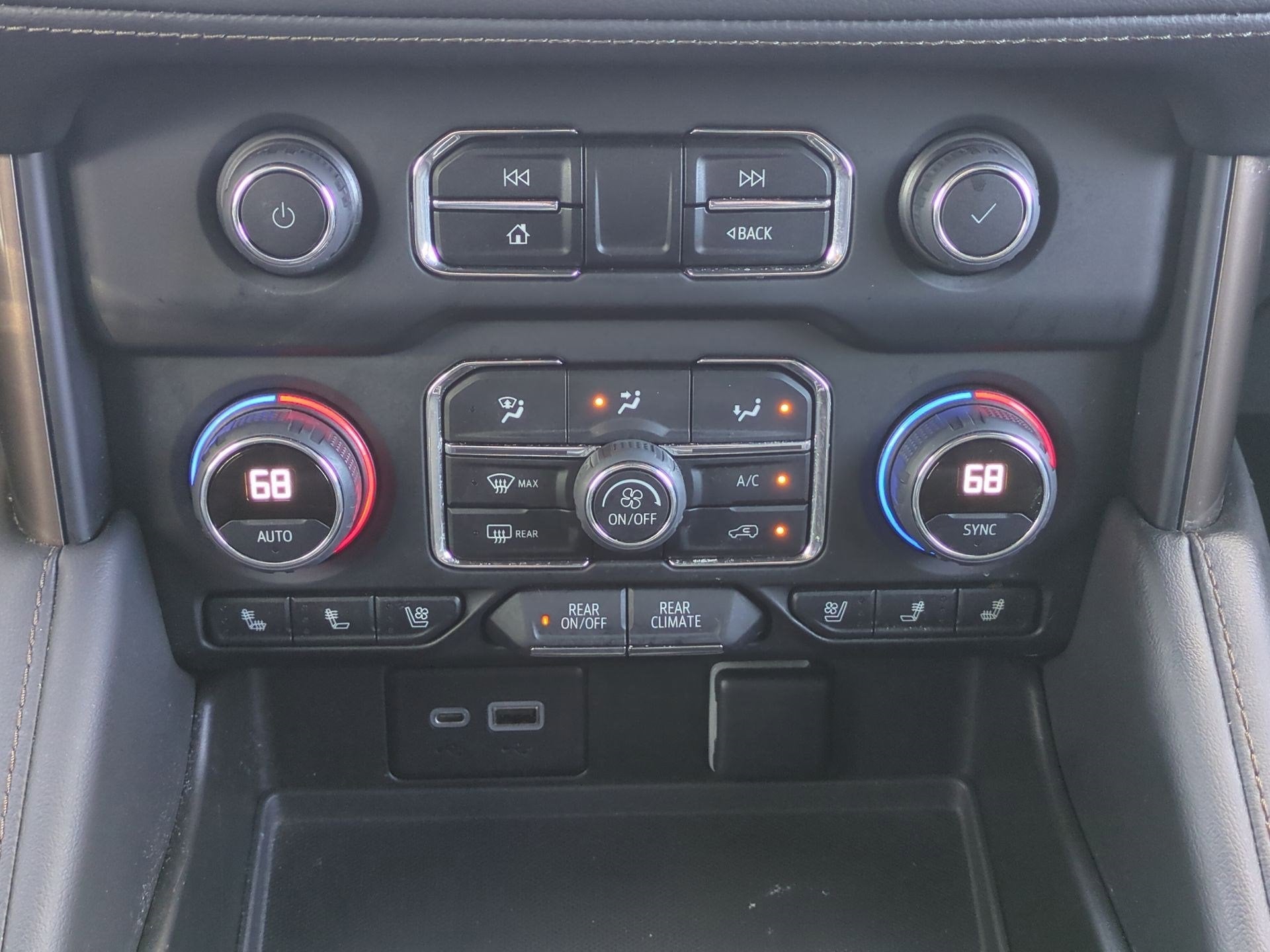 2022 Chevrolet Tahoe High Country