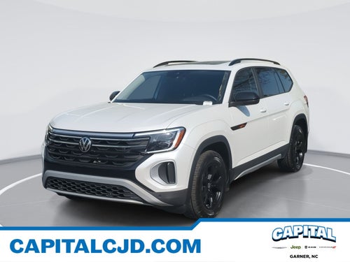 2024 Volkswagen Atlas 2.0T Peak Edition SEL
