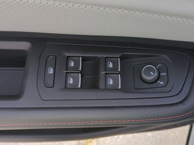 2024 Volkswagen Atlas 2.0T Peak Edition SEL