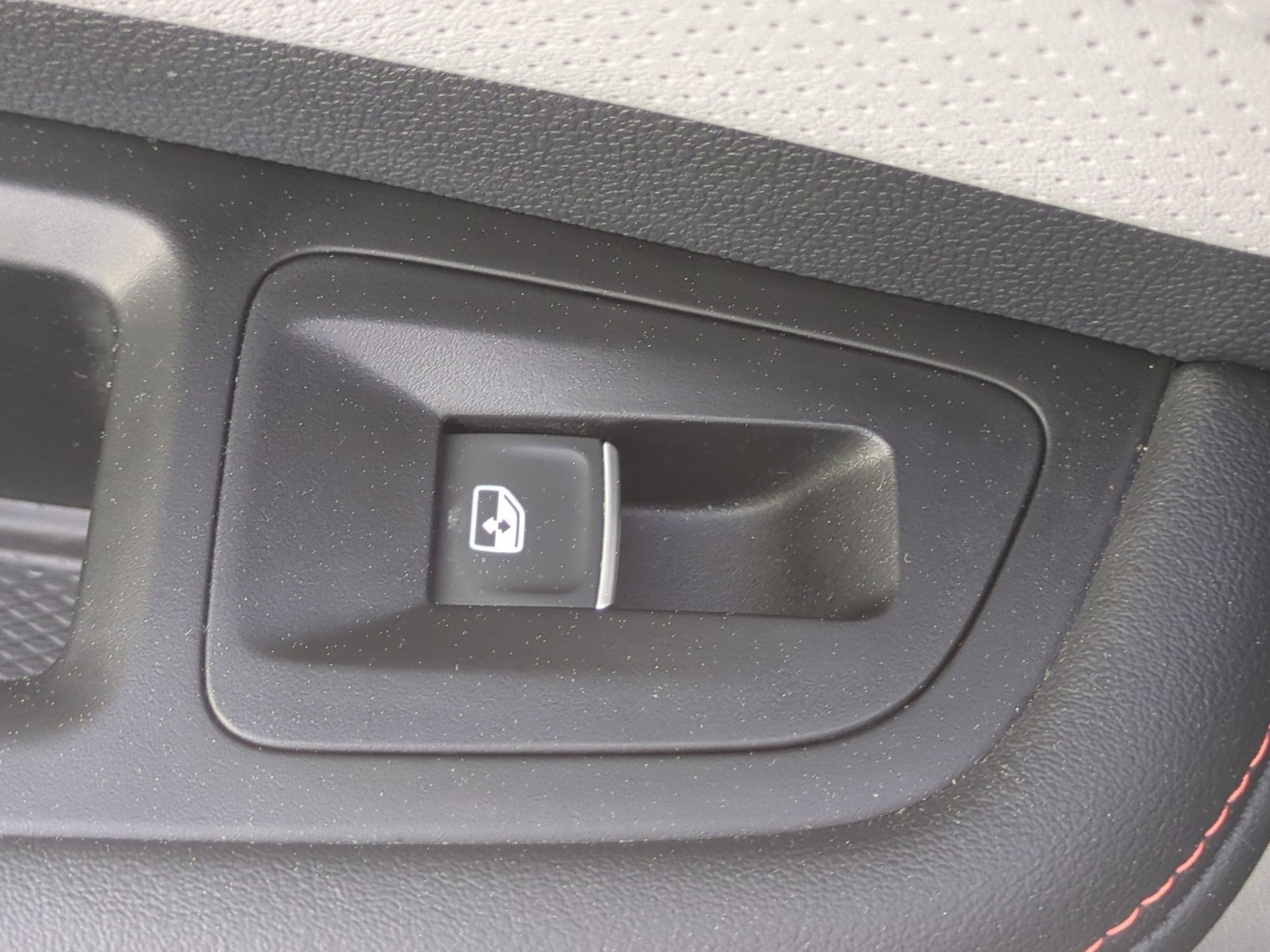 2024 Volkswagen Atlas 2.0T Peak Edition SEL