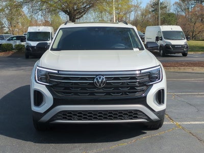 2024 Volkswagen Atlas 2.0T Peak Edition SEL