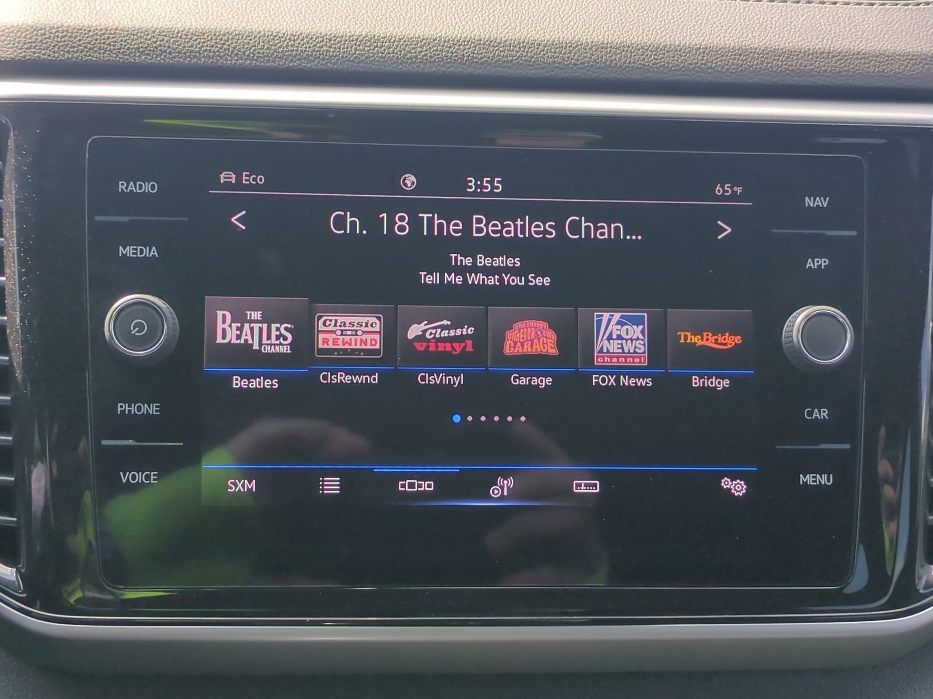 2023 Volkswagen Atlas Cross Sport 2.0T SEL R-Line Black