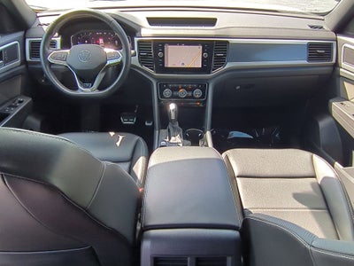 2023 Volkswagen Atlas Cross Sport 2.0T SEL R-Line Black