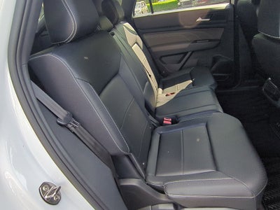 2023 Volkswagen Atlas Cross Sport 2.0T SEL R-Line Black
