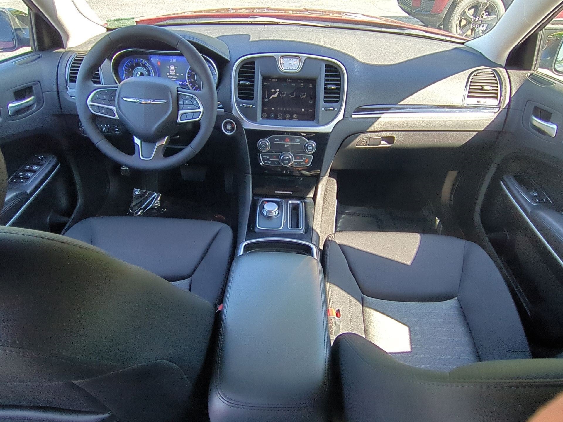 2023 Chrysler 300 Touring