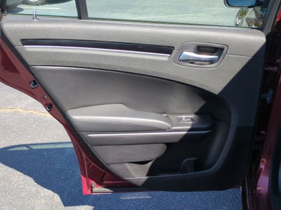 2023 Chrysler 300 Touring