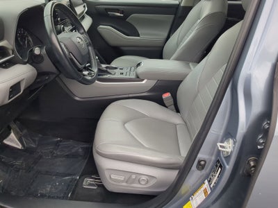 2020 Toyota Highlander XLE