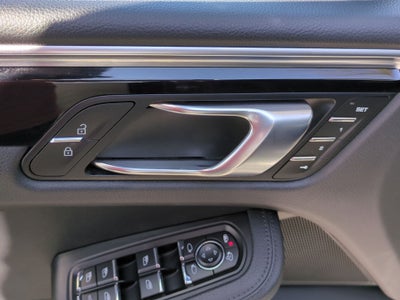 2021 Porsche Macan S