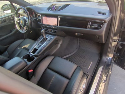 2021 Porsche Macan S