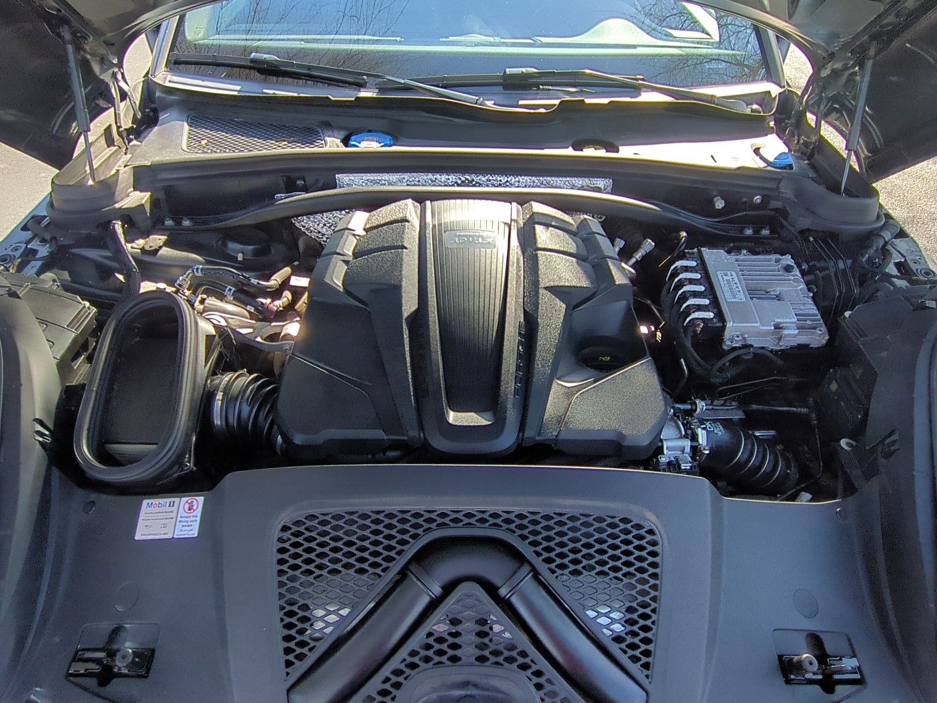 2021 Porsche Macan S