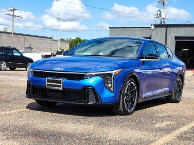 2025 Kia K4 GT-Line