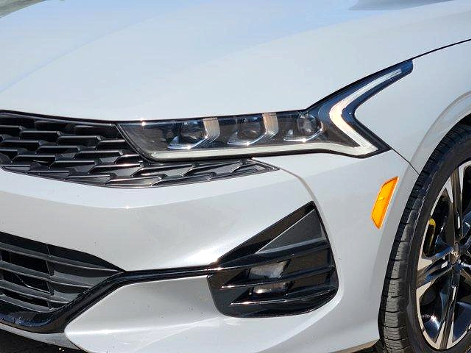2023 Kia K5 GT-Line