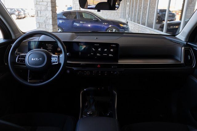 2025 Kia Sorento LX