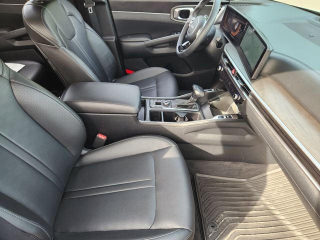 2025 Kia Sorento X-Line EX