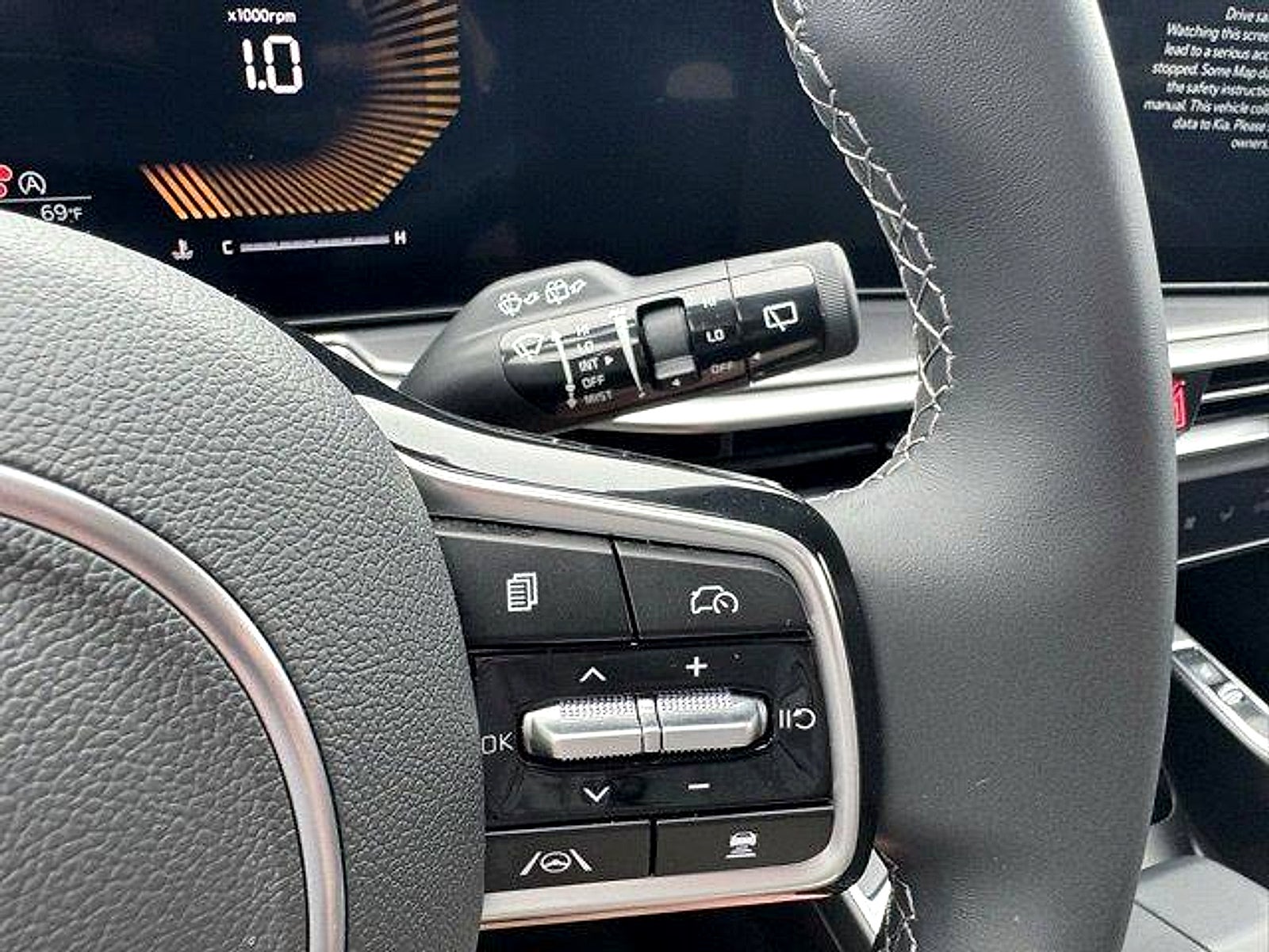 2025 Kia Sorento S