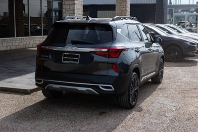 2022 Kia Seltos Nightfall
