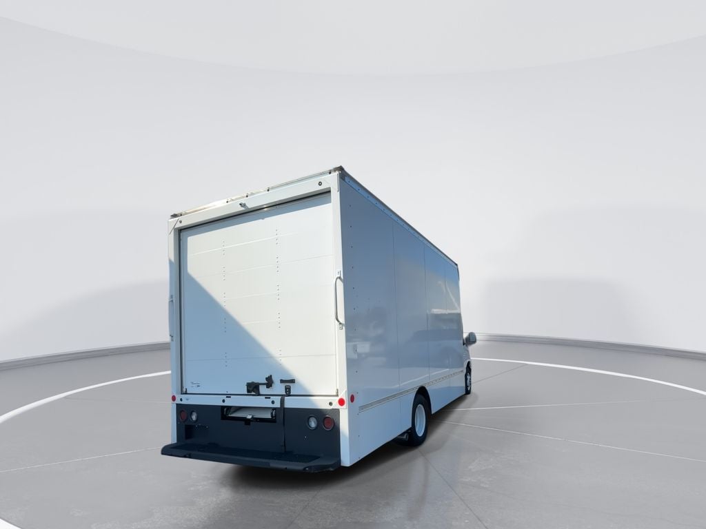 2024 Ford E-350SD Base Cutaway