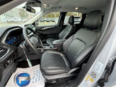 2025 Ford Escape Plug-In Hybrid Base