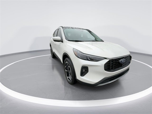 2026 Ford Escape Hybrid Platinum