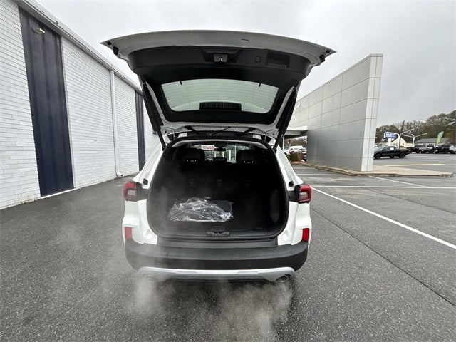 2026 Ford Escape Hybrid Platinum