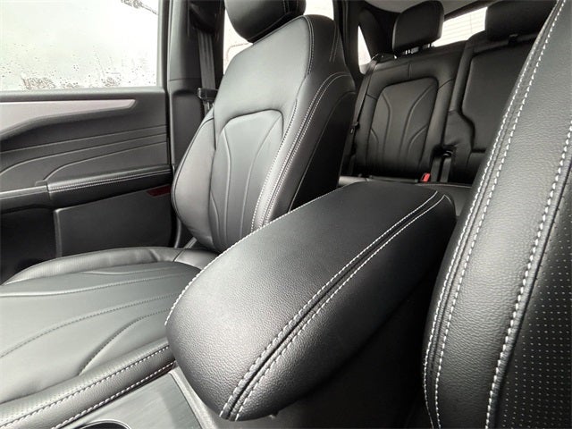 2026 Ford Escape Hybrid Platinum