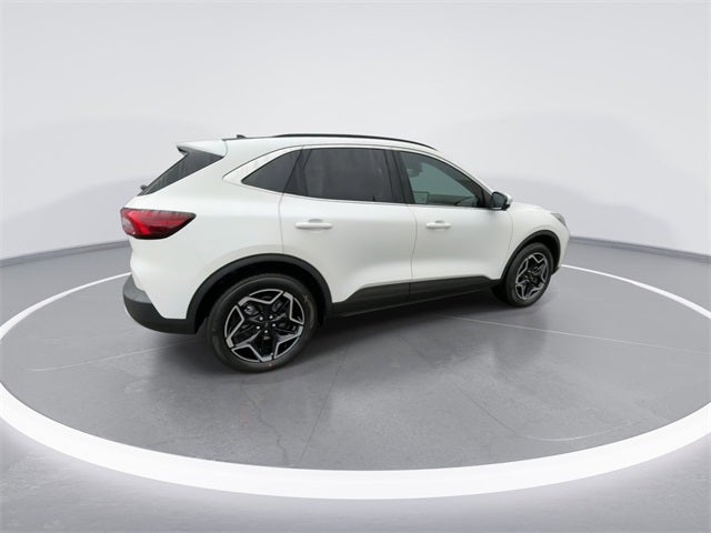 2026 Ford Escape Hybrid Platinum