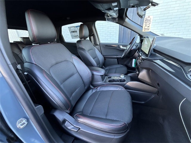 2026 Ford Escape Hybrid ST-Line Select