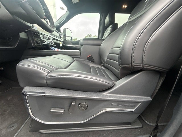 2025 Ford F-250SD Platinum