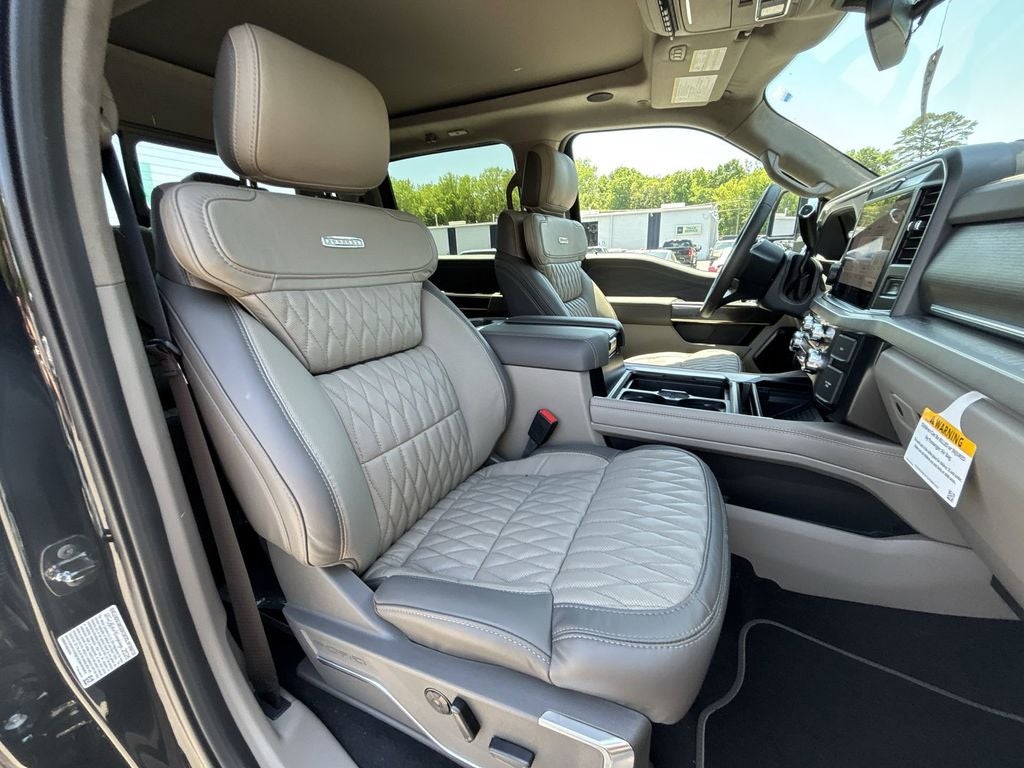 2026 Ford F-350SD Platinum DRW