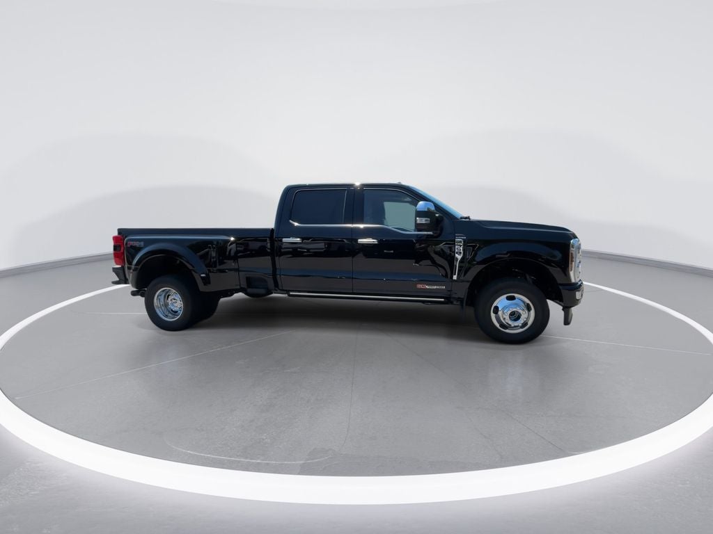 2026 Ford F-350SD Platinum DRW