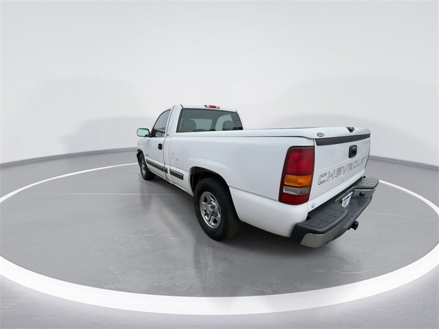 2002 Chevrolet Silverado 1500 Base