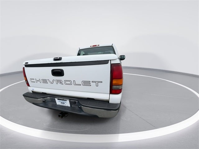 2002 Chevrolet Silverado 1500 Base