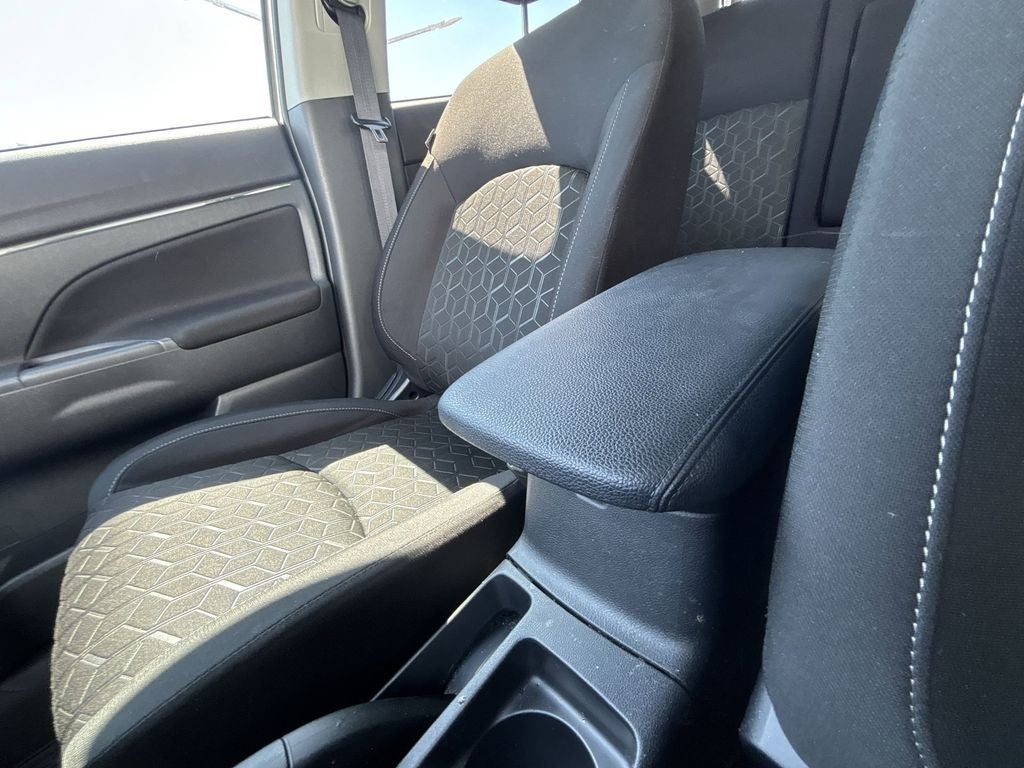 2024 Mitsubishi Outlander Sport 2.0 ES