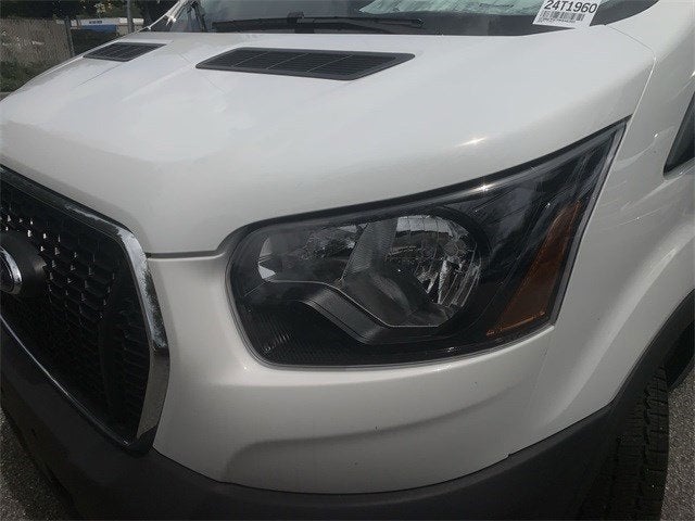 2024 Ford TRANSIT Base