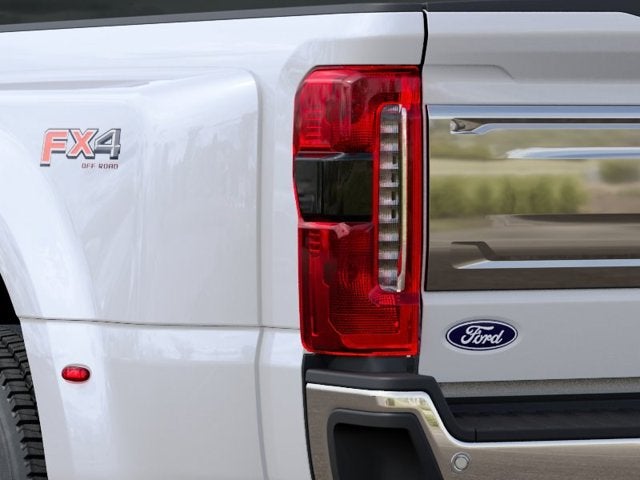 2027 Ford F450 Base