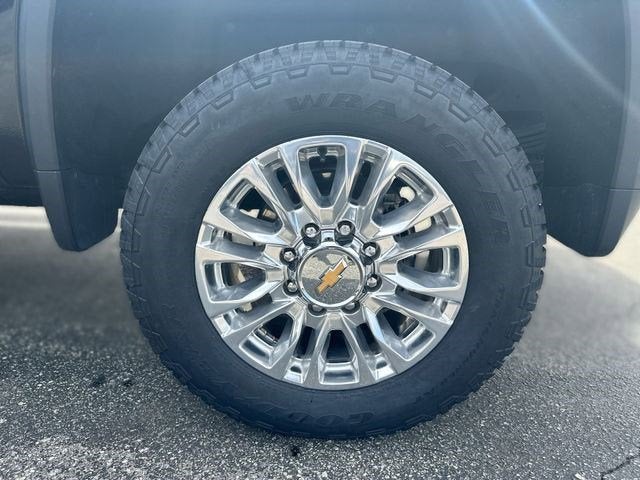 2022 Chevrolet SIVERADO 2500 High Country