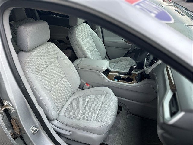 2019 GMC ACADIA SLE-1