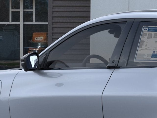 2026 Ford MUSTANG MACHE Premium