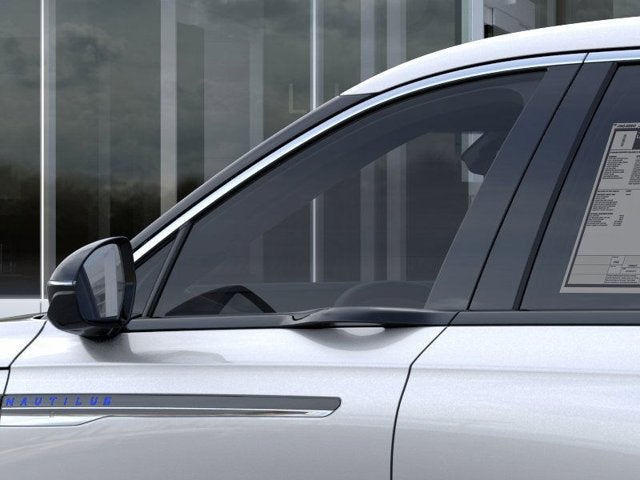 2026 Lincoln NAUTILUS HYBRID Premiere