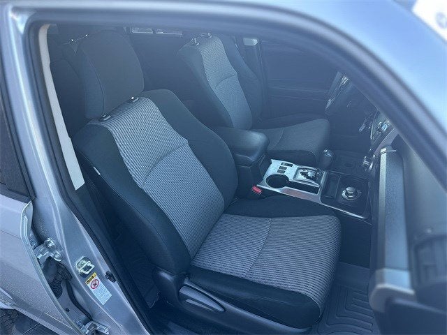 2018 Toyota 4 RUNNER SR5