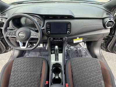 2024 Nissan Kicks SR