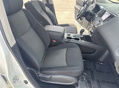 2018 Nissan Pathfinder S