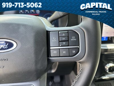 2025 Ford F-550SD LARIAT GOOSENECK Commercial