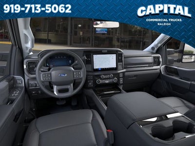 2025 Ford F-550SD LARIAT GOOSENECK Commercial