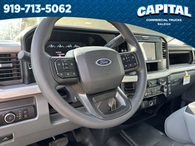 2025 Ford F-450SD GOOSENECK Commercial