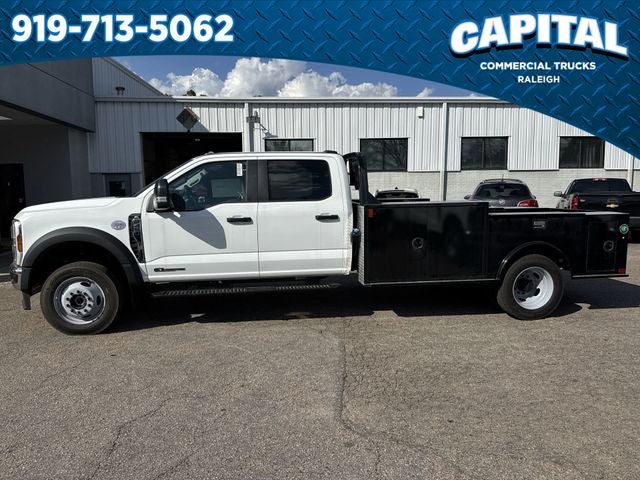 2025 Ford F-450SD GOOSENECK Commercial