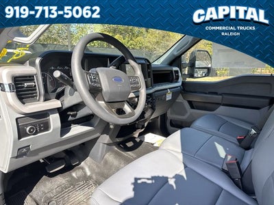 2025 Ford F-450SD GOOSENECK Commercial